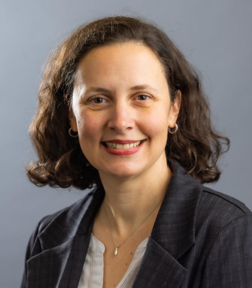  Courtney  Francis, MD